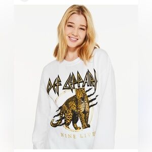 Aeropostale Oversized Def Leppard crewneck sweater